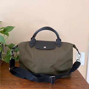 LE PLIAGE ENERGY L HANDBAG
Green- Recycled Canvas Longchamp
